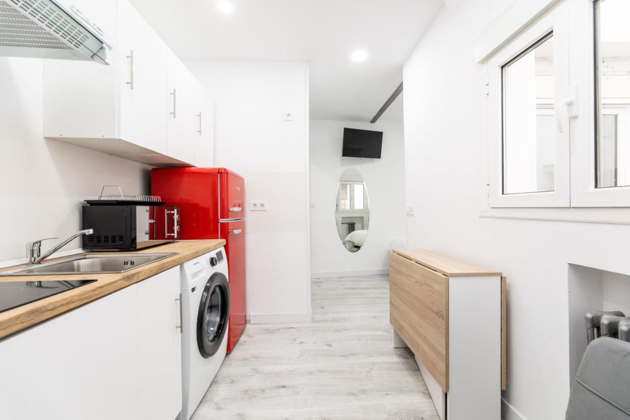 Los Apartamentos Jacinto Benavente Centro Мадрид Экстерьер фото